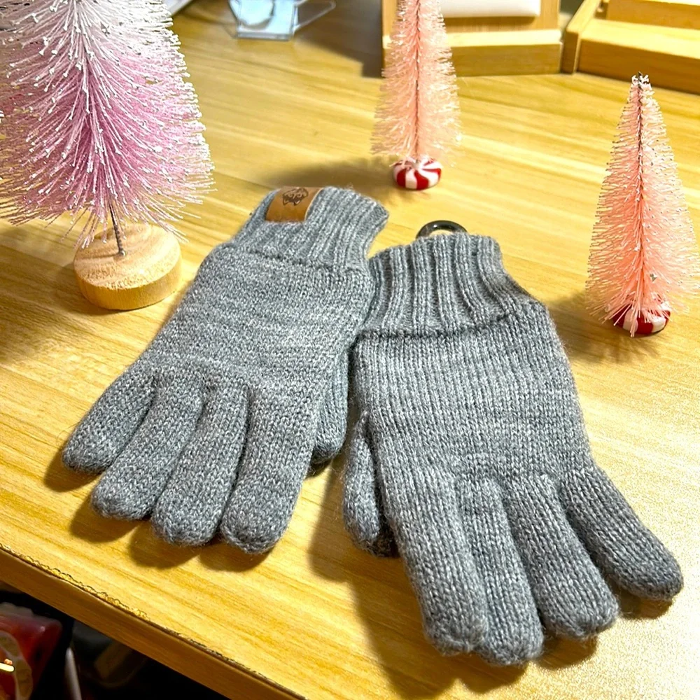 Double layered gloves for kids
